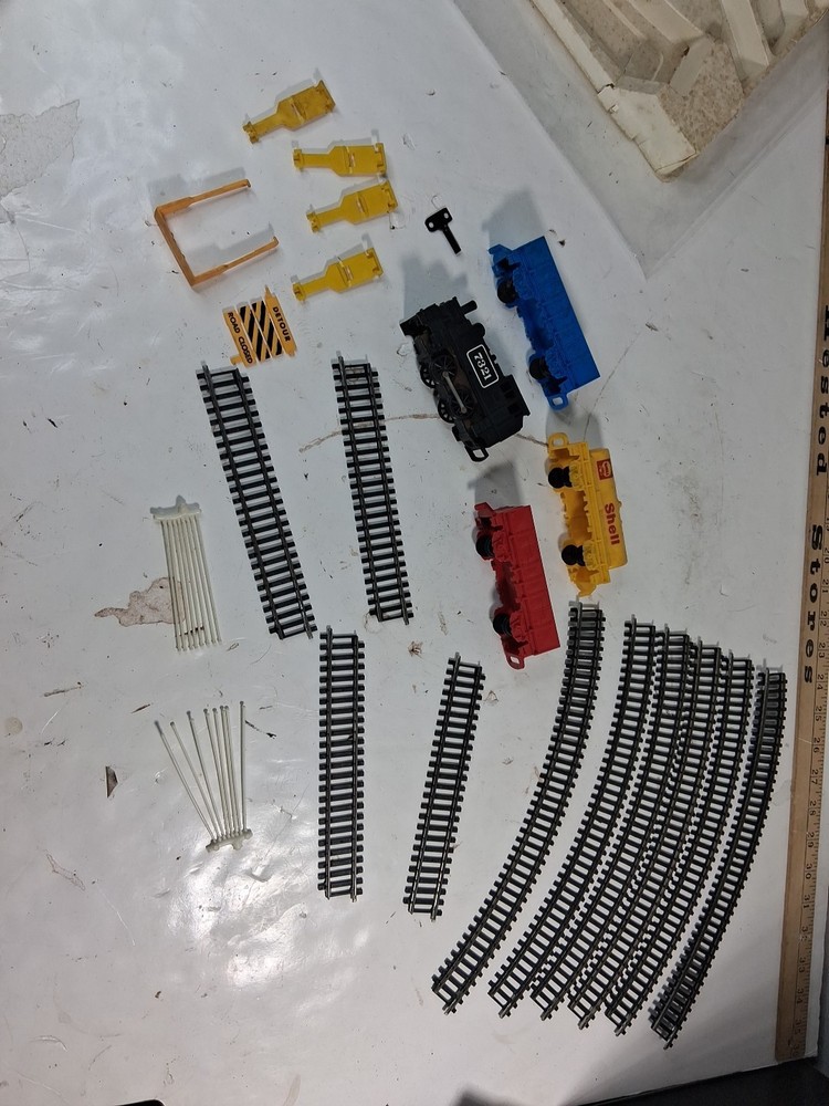 Tri-ang Hornby Clockwork Train Set engine 7321. Please Read TD35D