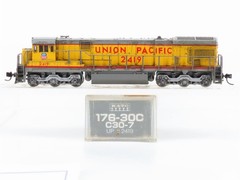 N KATO 176-30C UP Union Pacific GE C30-7 Diesel #2419 – DCC ONLY – Weathered