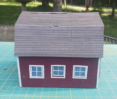 O SCALE Micro Scale Models Tractor Shed &Tool Shed & Outhouse (3) Assembled