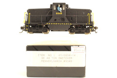 TESTED Bachmann Spectrum HO Pennsylvania PRR #9348 GE 44 Ton Center Cab Switcher
