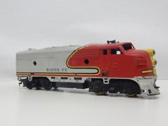 Santa Fe HO Scale Locomotive made in Hong Kong