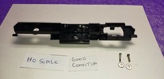 PLASTIC UNDERFRAME CHASSIS FROM Vintage Ho Scale Life-Like Sante Fe 3500 Diesel
