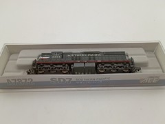 Micro Ace / Life-Like #A7872 N Scale Southern Pacific Black Widow #5321 SD7