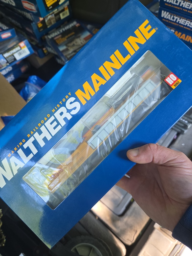 LocoFi’ed Series: LocoFi 2 equipped HO Walthers Mainline EMD SD70ACe UP #8818