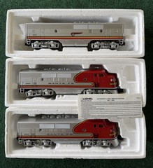 Lionel 6-11711 Santa Fe F3 A-B-A Diesel Engine Set Brand O Gauge