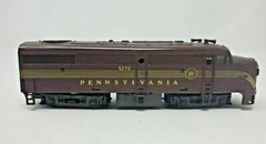 HO Model Power Pennsylvania Railroad Diesel Locomotive #5772 Tested Working