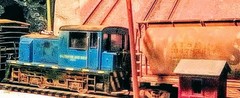 Baltimore and Ohio HO Scale Blue Switcher Locomotive NW297301