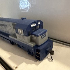 Atlas 8698 HO scale “CSX” GE U23B Analog/ DCC ready Rd. #3270
