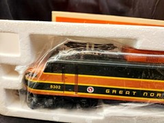 Lionel 6-18302 Great Northern Electric Engine, New In Box