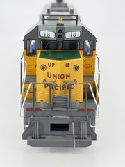 HO Walthers Proto 2000 Union Pacific EMD SD45 Diesel Locomotive UP #18