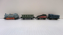 Locomotive Engine Die-Cast Train Soma (1989) 4 Piece Train Set Plastic Toys