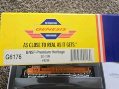 Athearn Genesis G6176 HO BNSF SD75M #8258 – LNIB / Excellent Condition