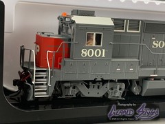 HO Atlas Master Gold Dash 8-40B Loco Southern Pacific #8001 DCC/SND NIB HO7663
