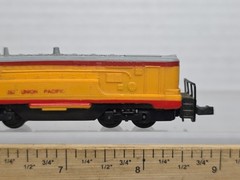 Arnold N Scale Union Pacific 262 Baldwin VO-1000 Diesel Switcher Runs Good