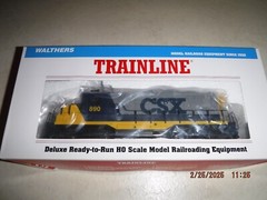WALTHERS TRAINLINE HO GP9M CSX LOCOMOTIVE #890 – ITEM #931-105 – NEW!