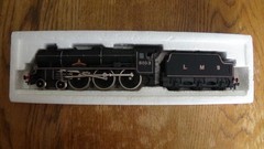 AIRFIX RAILWAY SYSTEM 54120-0 LMS 4-6-0 ROYAL SCOTS FUSILIER STEAM LOCOMOTIVE