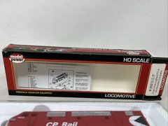 HO 1:87 Scale CP RAIL F2-A Diesel Locomotive Model Power 96810 LN/BOX