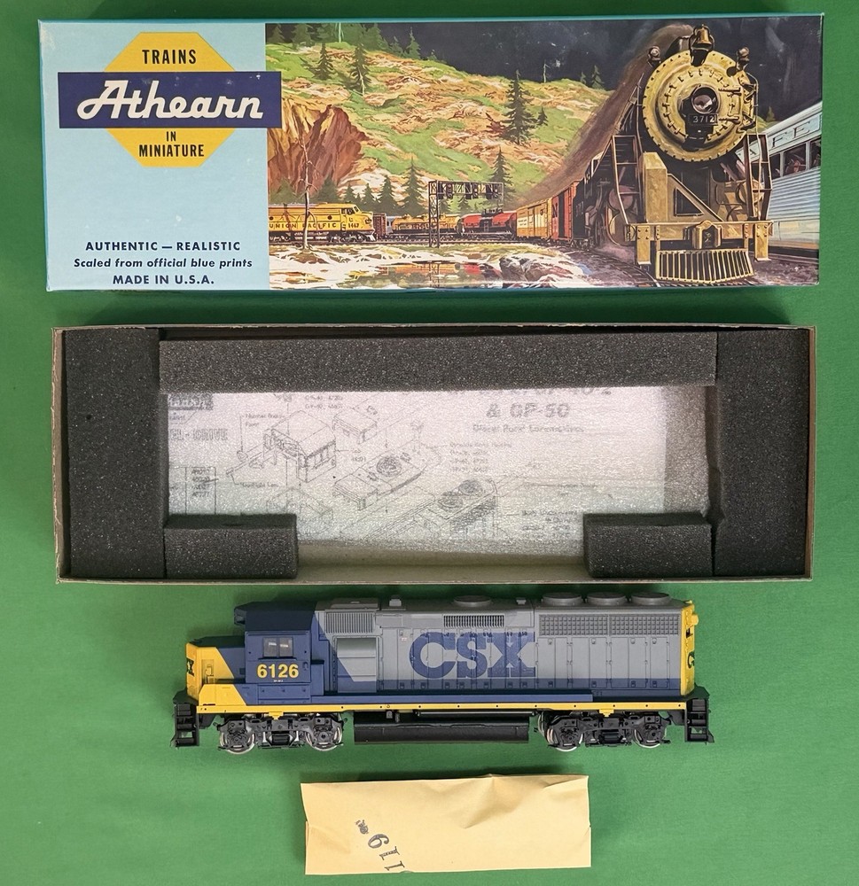 Athearn #4710 GP40-2 CSX Powered Locomotive – New Old Stock
