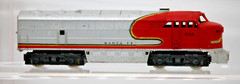 HO Scale Tempo Santa Fe Train # 5028 *Tested And Running* 1:87 Gauge Red Silver