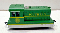 MODEL POWER “HO” SCALE SOUTHERN RAILWAY DIESEL SWITCHER LOCOMOTIVE, NEW.