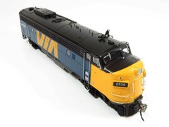 HO FP9A Locomotive DC/DCC (Sound):VIA Rail (no logo on nose): #6536