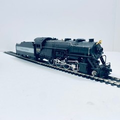 HO Scale Bachmann 2-8-0 Consolidation Steam Locomotive and Tender HOE-9