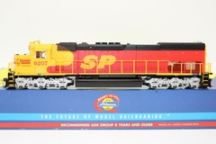 Athearn HO SP Southern Pacific Kodachrome EMD SD45T-2 Locomotive #9207 DCC Ready