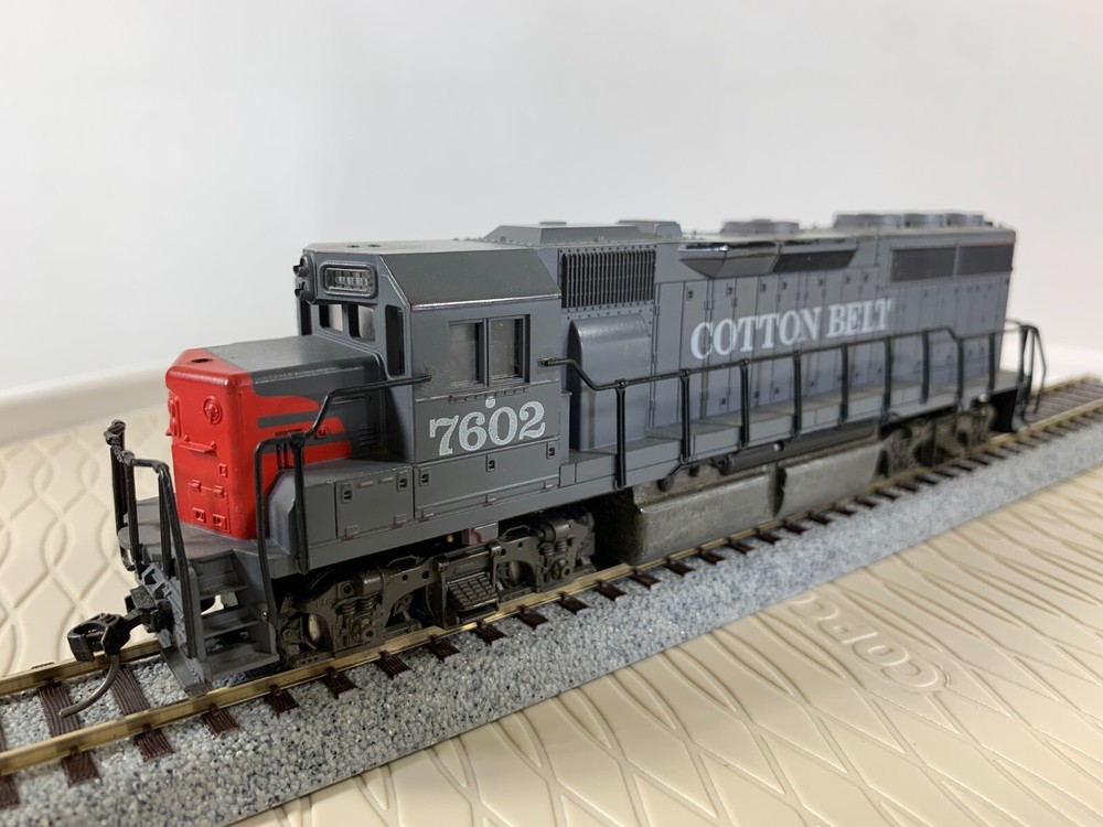 Atlas HO 7037 Cotton Belt GP-40 Diesel #7602