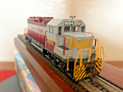 CANADIAN PACIFIC GP35 LOCOMOTIVE DC/DCC ready- HO Scale ” SCRIPT ” – NEW OOP