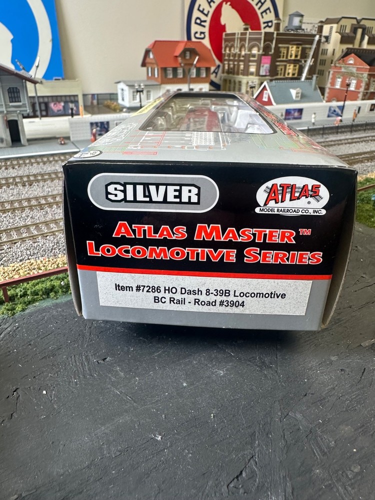 Used Atlas Master #7286 HO Scale BC Rail Dash 8-39B Diesel Locomotive