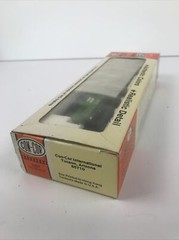 CON-COR 1/87 HO Scale EMD SD24 6243 Burlingron Northern train