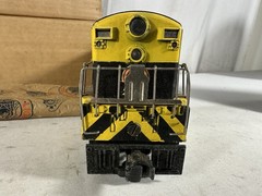 Very Nice Lionel Original Postwar #2331 Black/Yellow Virginian FM w/OB