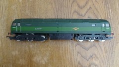 Hornby Class 47 No. D1670 ‘ Mammoth’ BR two tone green R328 OO scale. DCC wired.