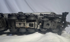 LIONEL O-Scale AMTRAK GG-1 #8303 Locomotive 6-18303