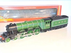 Hornby R042 LNER 4-6-2 Royal Lancer. New Old Stock. Mint Cond. Boxed. OO Scale