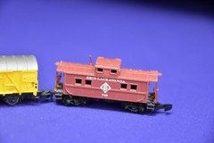 Marklin Mini #89 008 DB Class 89 locomotive Z scale & 4 More Cars