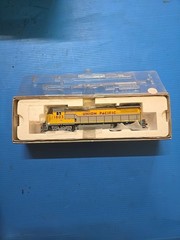 Atlas Master Series HO Scale Union Pacific GE Dash 8-40CW Diesel #9423/Used