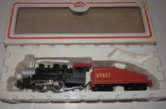 Model Power HO POWERED 0-2-0 Santa Fe Steam Loco & Tender #6634 – PARTS OR RESTO