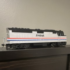 Bachmann Spectrum HO Scale Amtrak #318 Diesel Locomotive, Analog Control