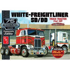 AMT 1/25 Freightliner 2-in-1 Single/Dual Tractor Wh AMT1046 Plastics Car/Truck
