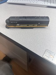 Ho Scale – Seaboard Coast Line SCL Locomotive – Shell Only – For Parts