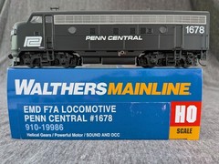 Walthers Mainline HO F7A, Penn Central #1678, #910-19986, DCC/Sound.