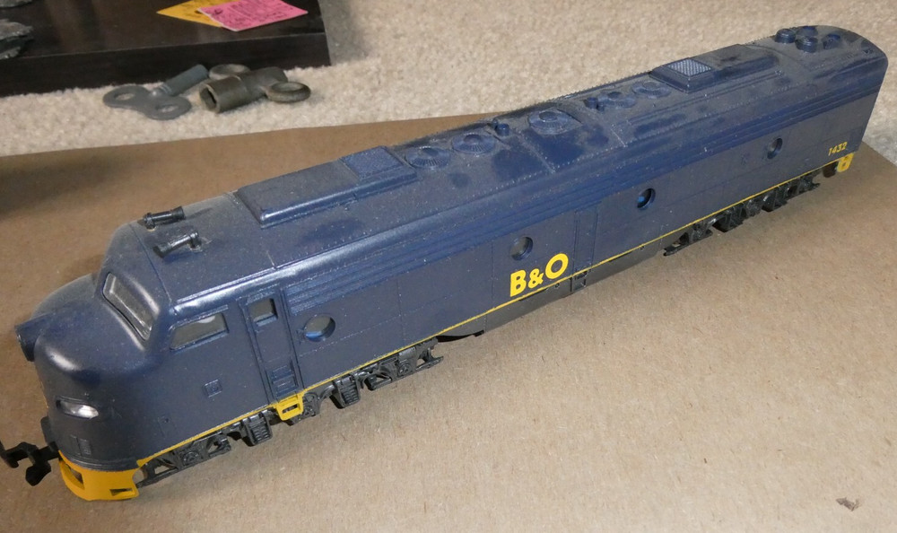 Big Slovenia HO Scale Powered B&O 1432 Diesel Locomotive