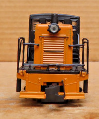 Bachmann 80017 HO Southern Pacific GE 44-Ton Diesel Switcher #1902 W/Box
