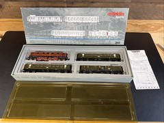 MARKLIN 2660 DEUTSCHE REICHSBAHN EXPRESS HO GAUGE ELECTRIC PASSENGER TRAIN SET