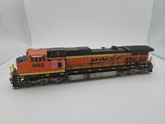 Scaletrains BNSF Railway C44-9W Heritage III Custom Weathered #4562 SXT31849