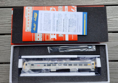 RAPIDO 1/87 HO VIA RAIL CANADA RDC-2 LATE PAINT SCHEME RD. #6215 DCC SOUND 16656