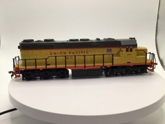 HO Scale Union Pacific Locomotive #6879 – Light Function
