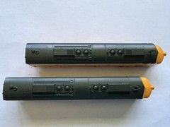 🚂 KATO N SCALE CHICAGO & NORTHWESTERN CNW EMD E8 DIESEL LOCO PAIR 5021A 5021B