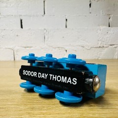 Sodor Day Thomas – Thomas the Tank Engine & Friends Wooden Railway Trains